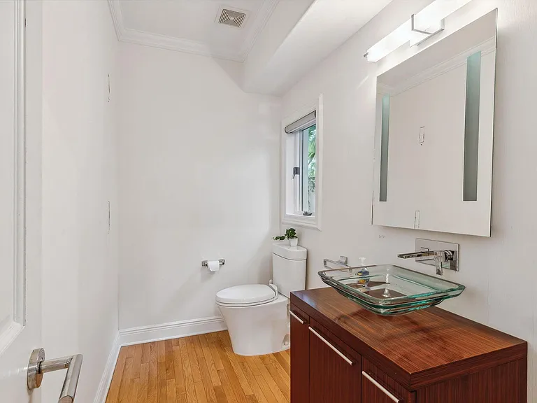 3301 NE 16th St — Photo 27