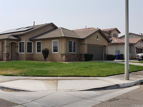 3rd image of 11783 Cliffrose Ct