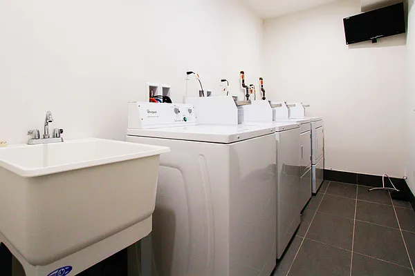 Rented by TheRealEstateCompany.com LLC | media 96