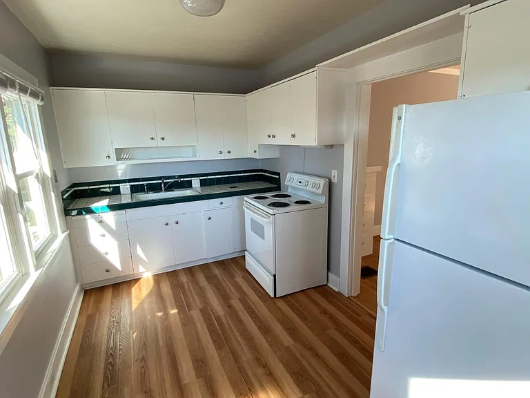 2805 NE 59th Ave — Photo 10