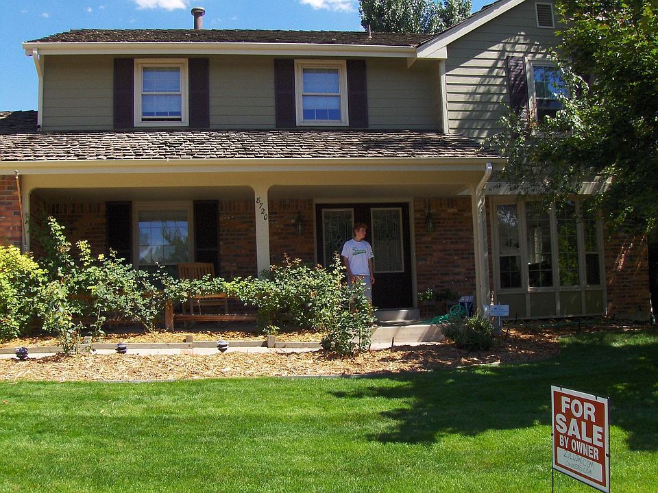 Masterfully Updated Waterbury on Greenbelt