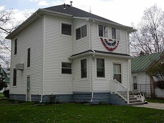 4th image of 230 Pearl St