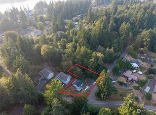 1408 Price Rd, Bremerton, WA 98312