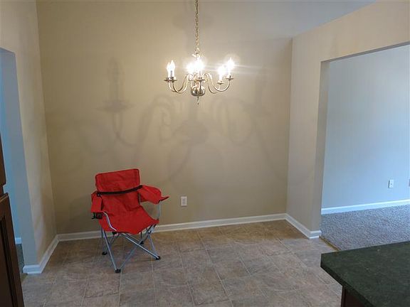5th image of 2884 Gateway Park Ln