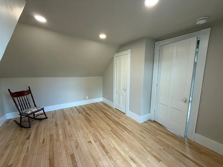 53 Pleasant St #1 — Photo 29