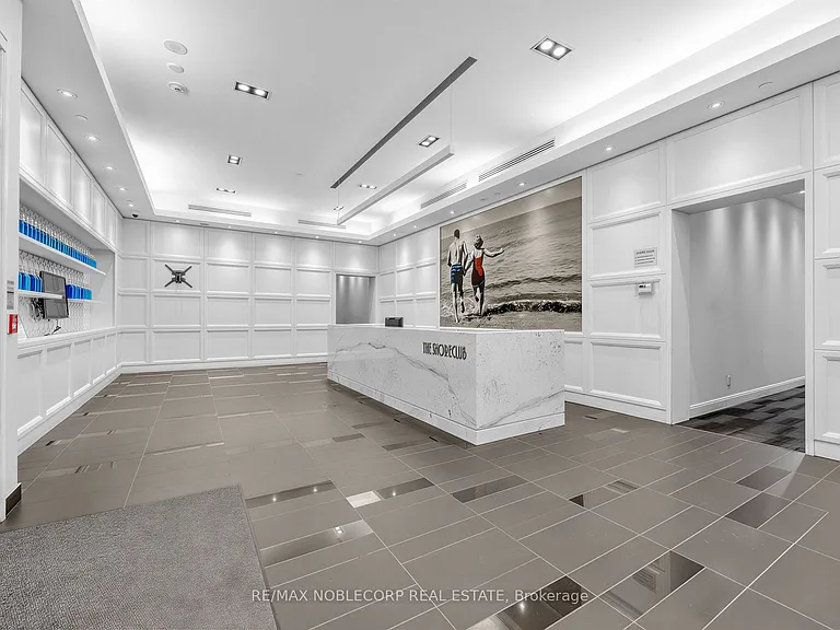 88 Park Lawn Rd #2212 — Photo 15
