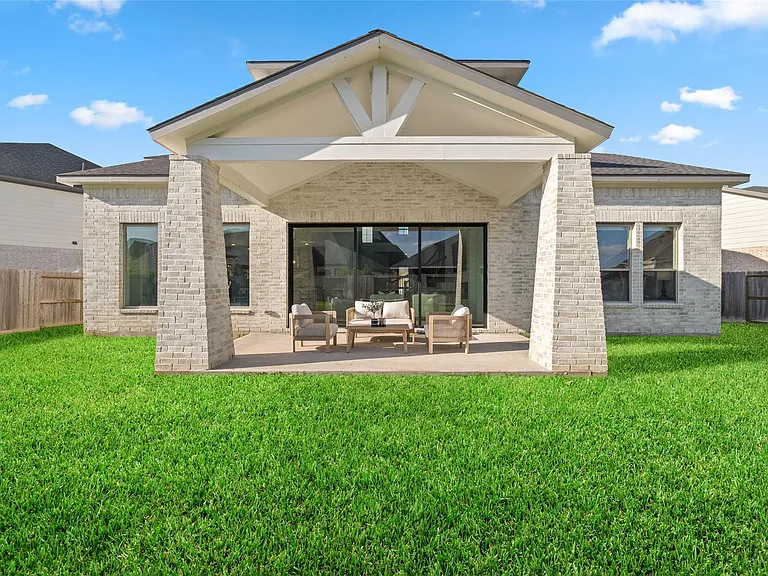 4814 Highland Stream Ct — Photo 35