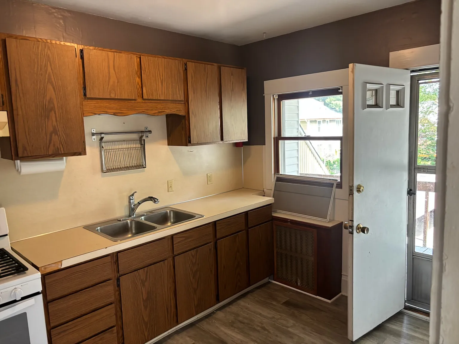 1 bed, 600 sqft, $1,100 — Photo 4