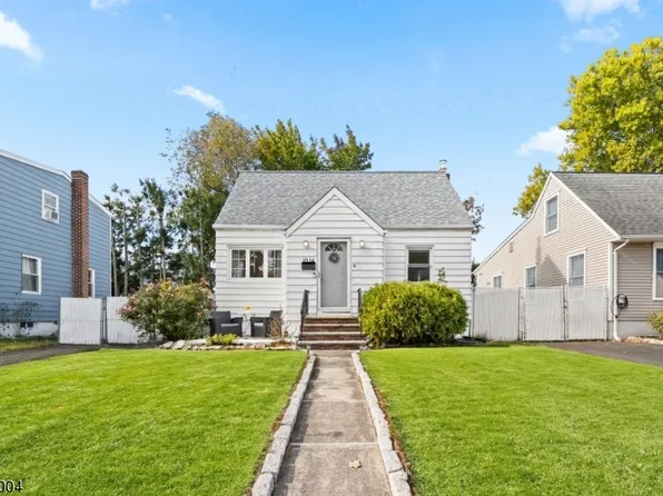 10-14 3rd St, Fair Lawn Boro, NJ 07410