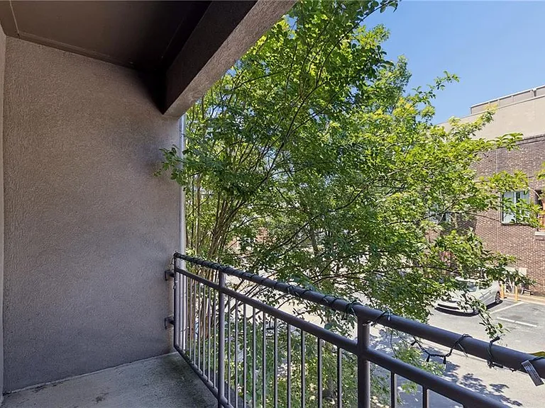 238 Walker St SW #37 — Photo 14