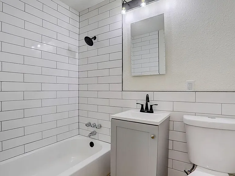 1 and 2 bed Apartments! Many with W/D in unit! Rent Specials! Call Today! Tour Today! — Photo 10