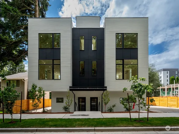 17919 Stone Avenue N #B, Shoreline, WA 98133