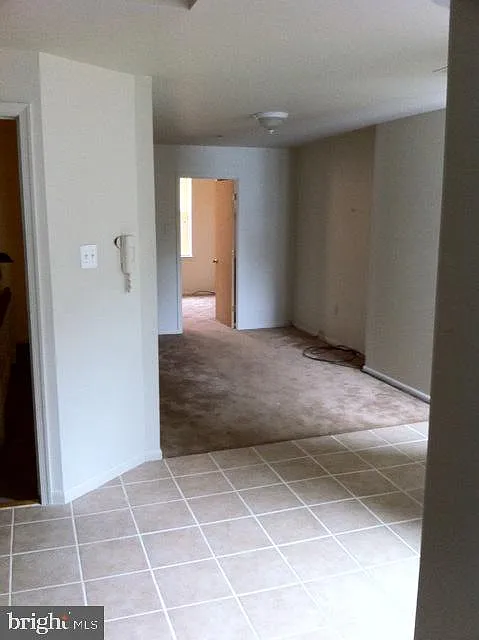 Building Photo - 1438 Snyder Ave #2