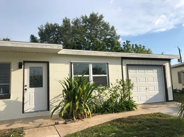 21451 Olean Blvd, Pt Charlotte, FL 33952