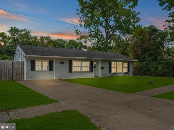 54 Kenmar Dr, Newark, DE 19713