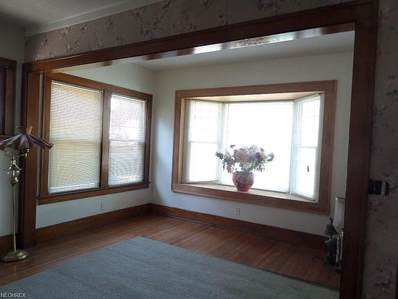 4th image of 606 Woodbine Ave SE