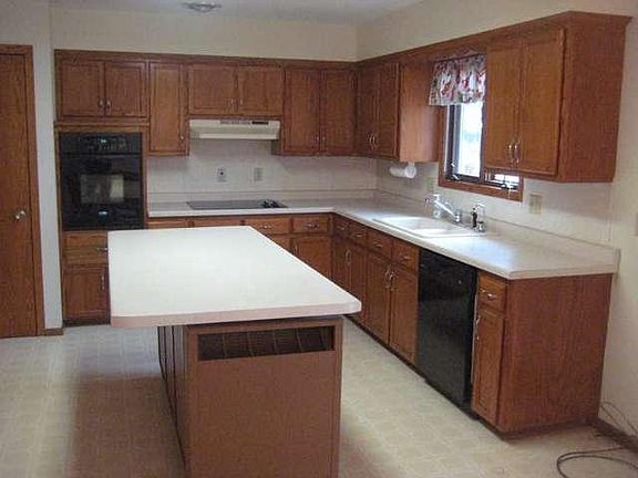3rd image of 511 Bishop Ave