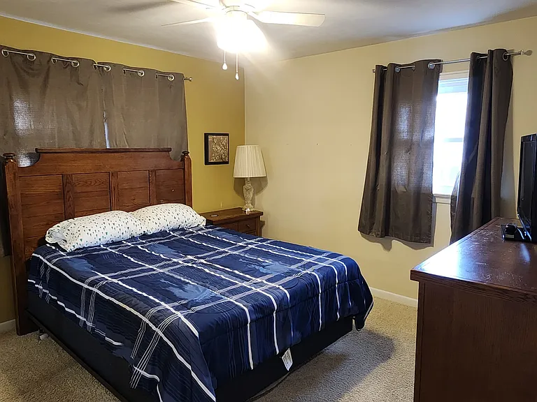 Florland Dr — Photo 1
