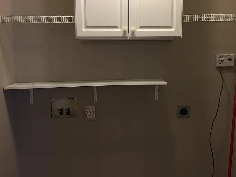 605 Habersham Ln — Photo 14