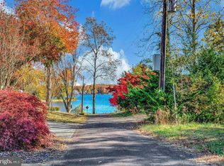 219 Cornwallis Ave, Locust Grove, VA 22508