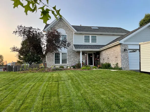 7912 W Farmhouse Rd, Frankfort, IL 60423