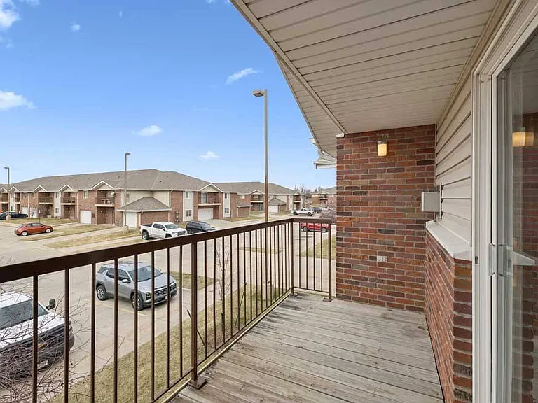 Northbrook Apartments — Photo 72