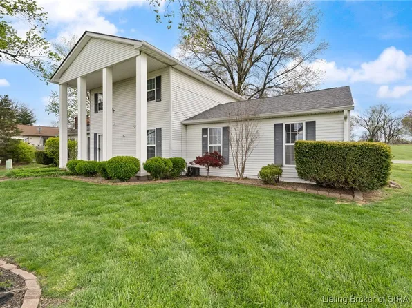 3208 Hamburg Pike, Jeffersonville, IN 47130