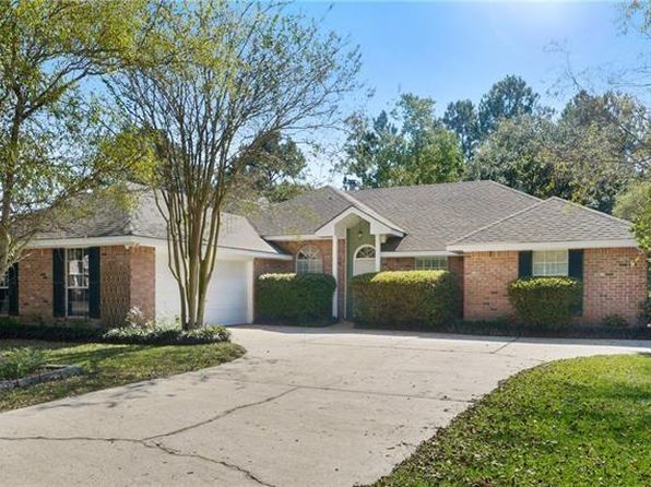 1208 Fairfield Dr