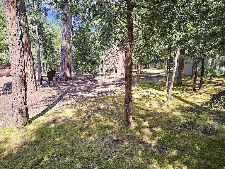 S Circle Dr — Photo 21