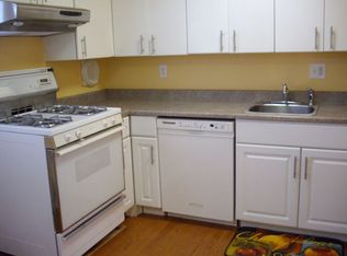 85 W Sneden Pl, Spring Valley, NY 10977