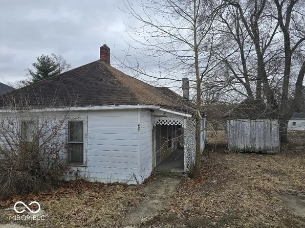 407 E South St, Eaton, IN 47338