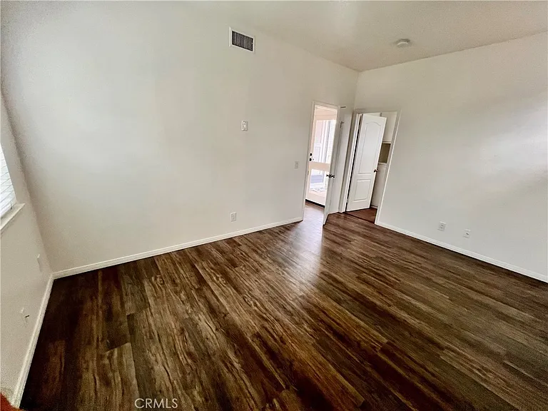 129 W Palmyra Ave — Photo 23