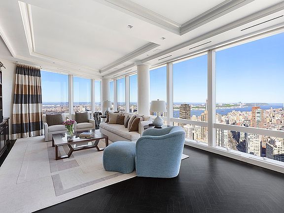 4th image of 80 Columbus Cir APT 74A