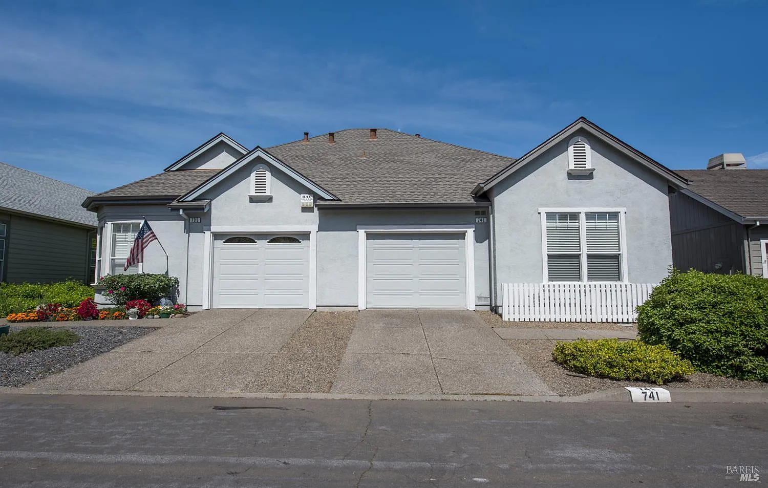 741 Tommy Dorsey Court - 2bd/2ba, 1,160 sqft - in Windsor, CA