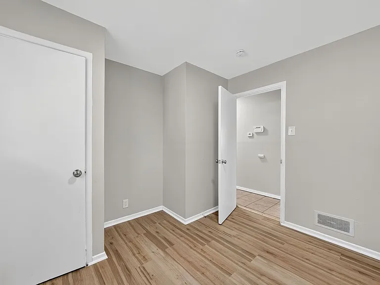 10772 Spring Garden Dr — Photo 22