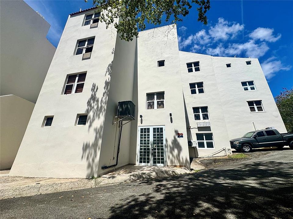1st image of 125 Harbour Dr #8