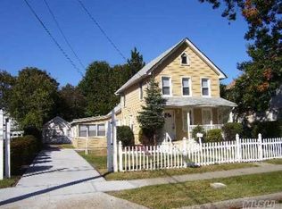69 Thorne Ave, Hempstead, NY 11550