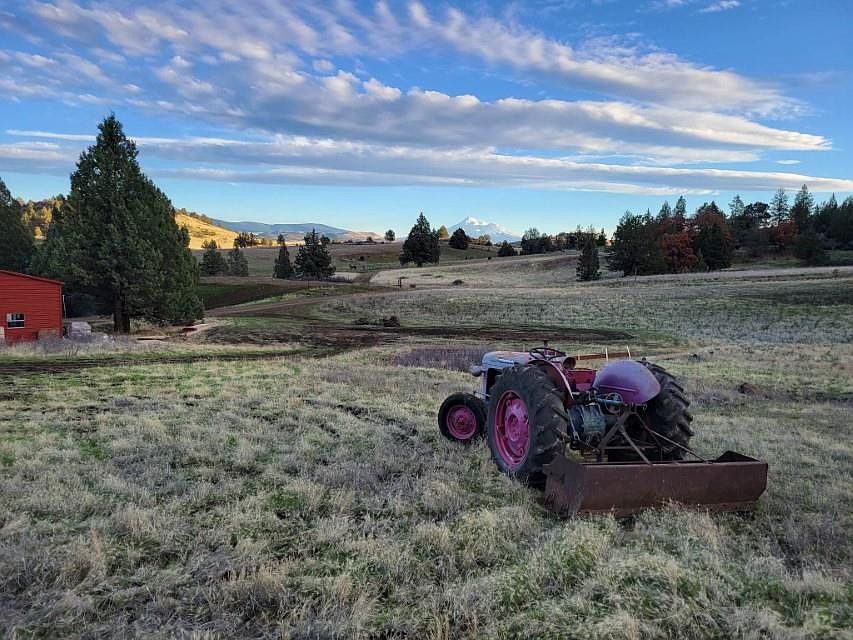 5101 Black Mountain Rd, Montague, CA 96064 Zillow