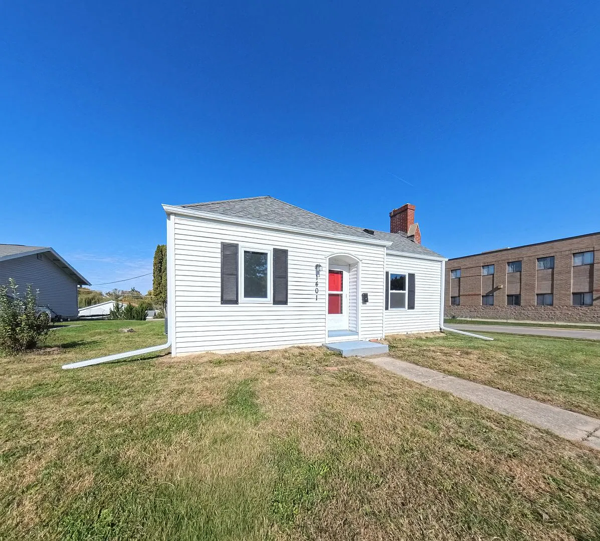 2 bedroom 1 Bathroom Home in Marshalltown for Rent — Photo 2