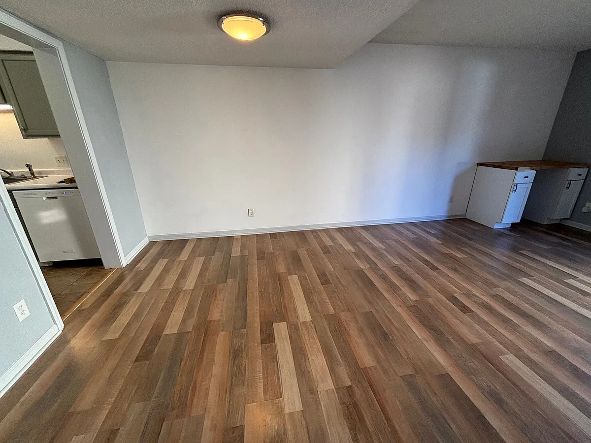 Building Photo - 901 Olmstead Dr #45