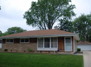 8808 W Brentwood Ave, Milwaukee, WI 53224