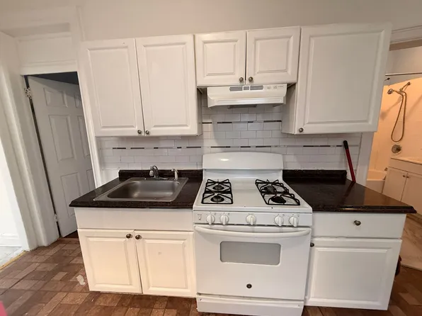 168 Garfield Ave APT 3, Jersey City, NJ 07305