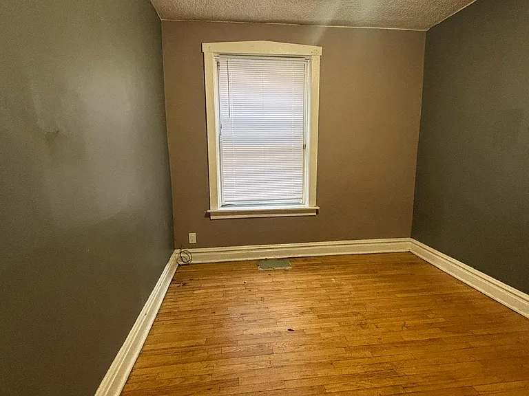 1149 S Austin Blvd #1 — Photo 11