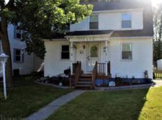 1606 Pennsylvania Ave, Marysville, MI