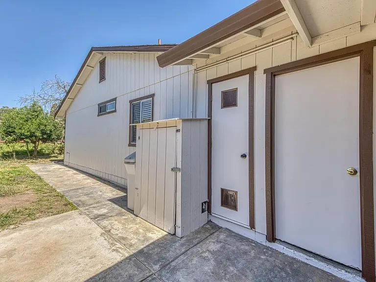 312 Grace Cir — Photo 19