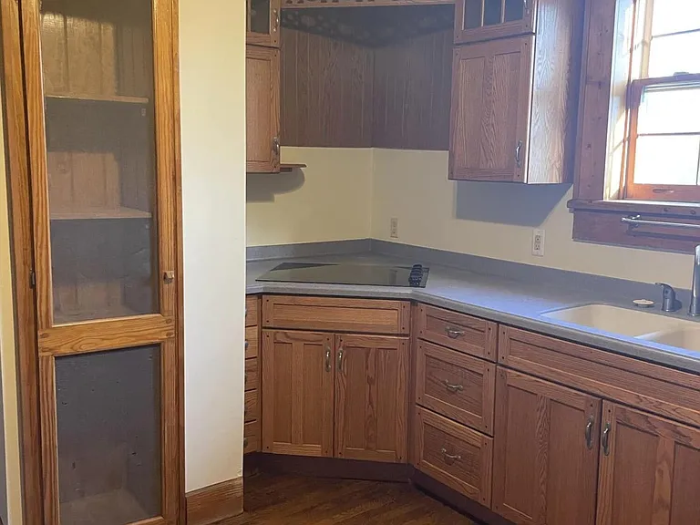804 Cherokee Rd — Photo 3