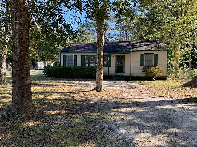 1717 Clover Dr