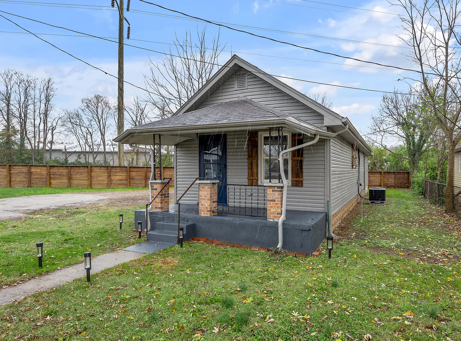 126 Henton Rd photo 1