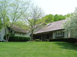 19695 Kilkee Ct, Brookfield, WI 53045