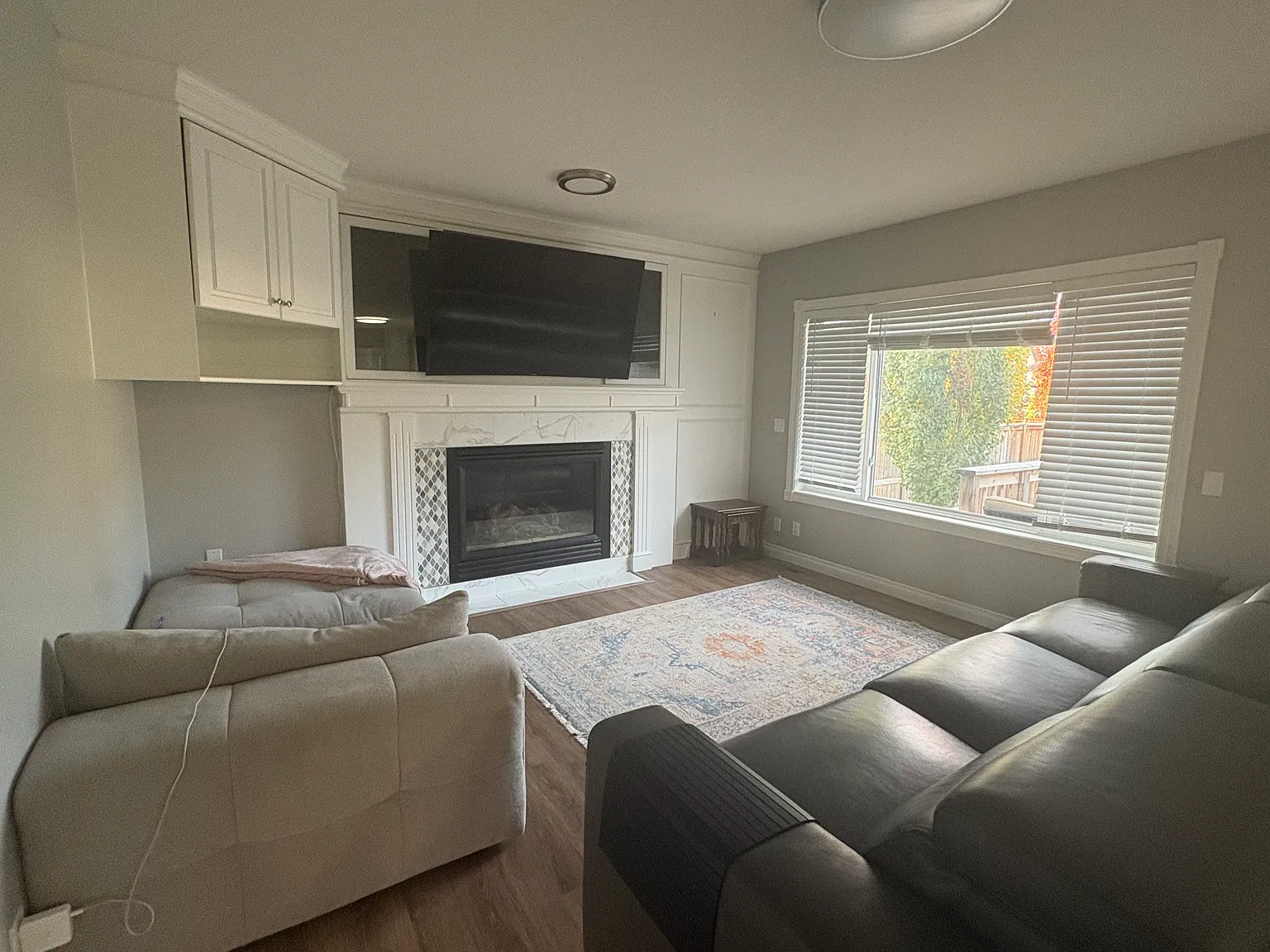 4 bed, 2.5 bath, 2500 sqft, $3,000 — Photo 3